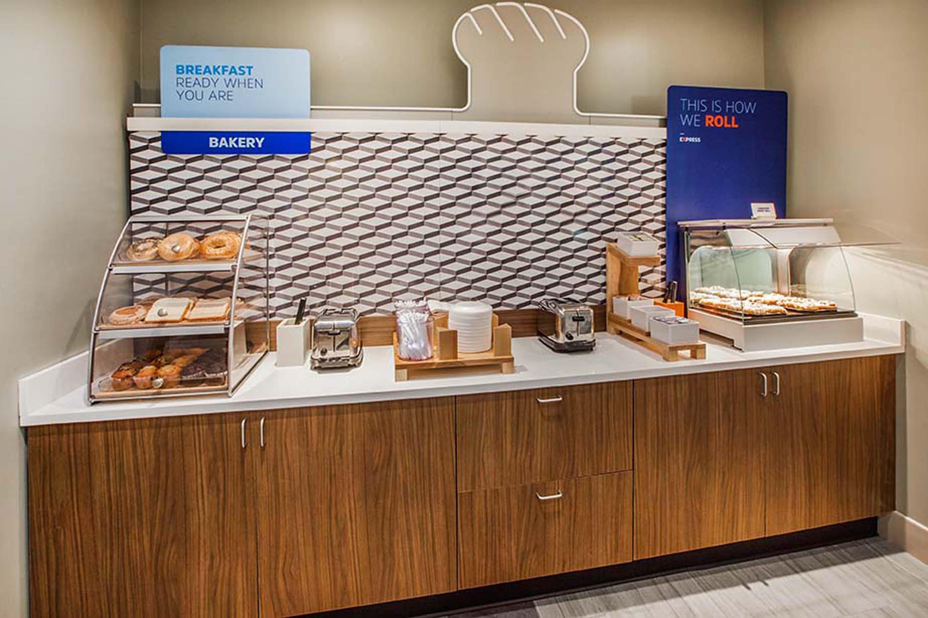 Holiday Inn Express Hotel & Suites New Iberia - Avery Island By Ihg Eksteriør billede