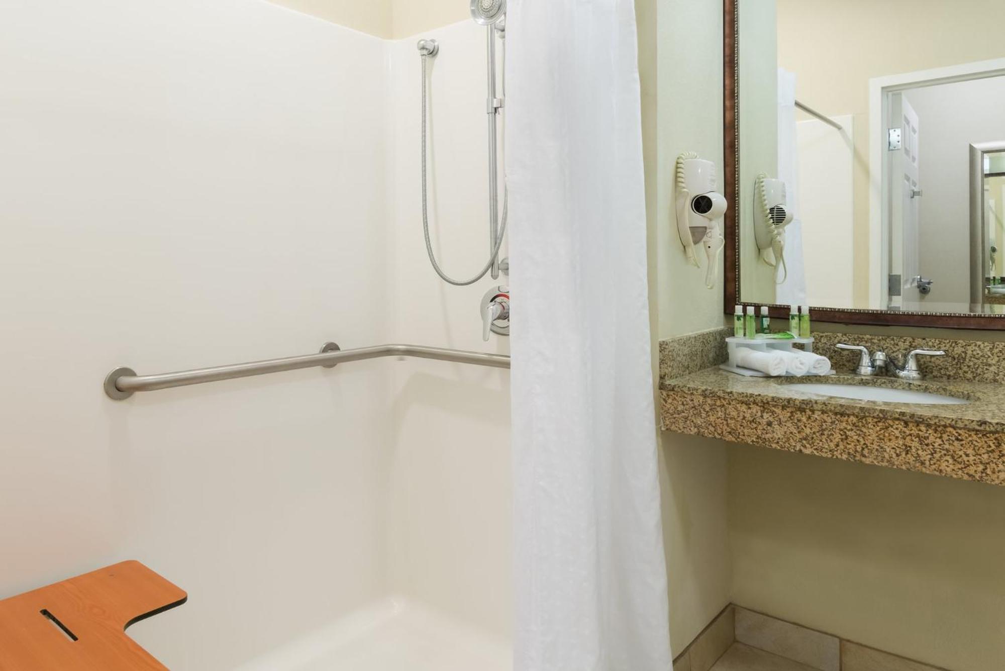 Holiday Inn Express Hotel & Suites New Iberia - Avery Island By Ihg Eksteriør billede